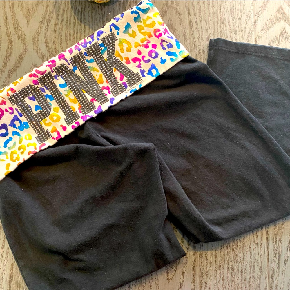 Pink classic Cropped yoga with rainbow leopard fold over waist 🌈